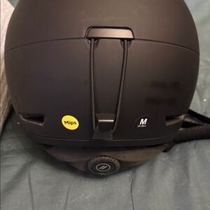 Matte Black Mips Safety Helmet